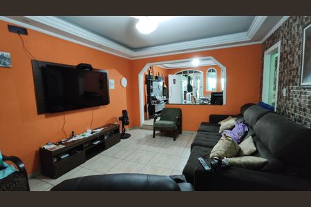 Sala de estar de casa à venda com 5 quartos, 350m² em Parque Savoi City, São Paulo
