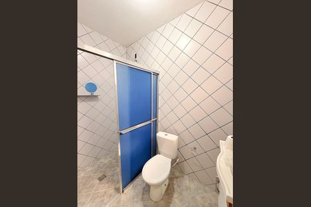 Casa à venda com 160m², 3 quartos e 2 vagasBanheiro Social