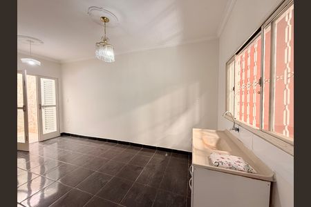 Casa à venda com 160m², 3 quartos e 2 vagasCozinha