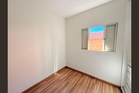 Casa à venda com 160m², 3 quartos e 2 vagasQuarto 2