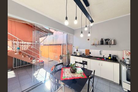 Casa à venda com 160m², 3 quartos e 2 vagasÁrea gourmet
