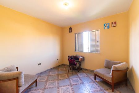 Casa à venda com 120m², 5 quartos e 4 vagas Casa à venda com 120m², 5 quartos e 4 vagasQuarto 2