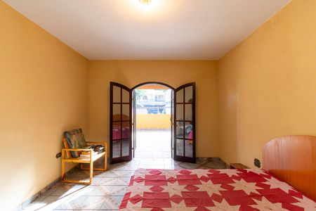 Casa à venda com 120m², 5 quartos e 4 vagas Casa à venda com 120m², 5 quartos e 4 vagasQuarto 4