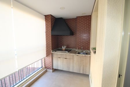 Apartamento para alugar com 45m², 1 quarto e 1 vagaVaranda