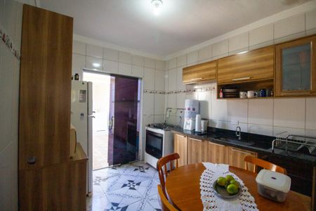 Casa para alugar com 109m², 3 quartos e 2 vagas Casa para alugar com 109m², 3 quartos e 2 vagasCozinha