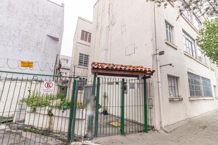 Apartamento à venda com 52m², 1 quarto e sem vaga Apartamento à venda com 52m², 1 quarto e sem vagaFachada
