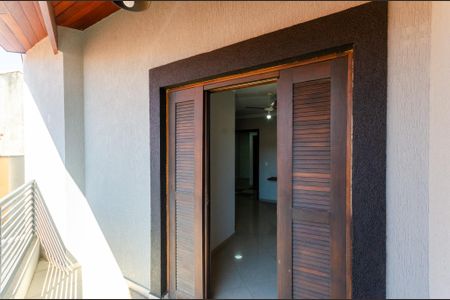 Casa à venda com 165m², 3 quartos e 2 vagas Casa à venda com 165m², 3 quartos e 2 vagasSuíte 2 - Sacada