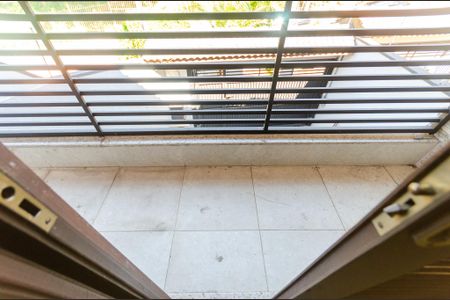 Casa à venda com 165m², 3 quartos e 2 vagas Casa à venda com 165m², 3 quartos e 2 vagasSuíte 3 - Sacada