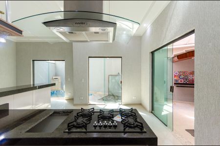 Casa à venda com 165m², 3 quartos e 2 vagas Casa à venda com 165m², 3 quartos e 2 vagasCozinha