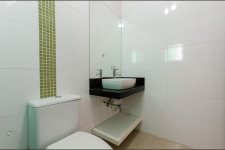 Casa à venda com 165m², 3 quartos e 2 vagas Casa à venda com 165m², 3 quartos e 2 vagasSuíte 1 - Banheiro