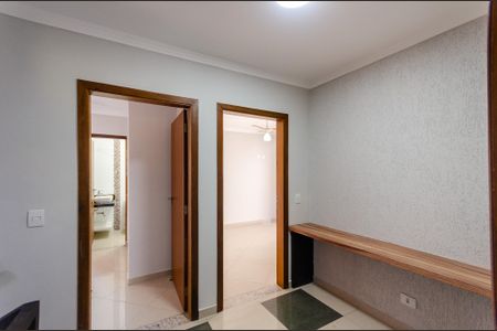 Casa à venda com 165m², 3 quartos e 2 vagas Casa à venda com 165m², 3 quartos e 2 vagasCorredor