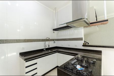 Casa à venda com 165m², 3 quartos e 2 vagas Casa à venda com 165m², 3 quartos e 2 vagasCozinha