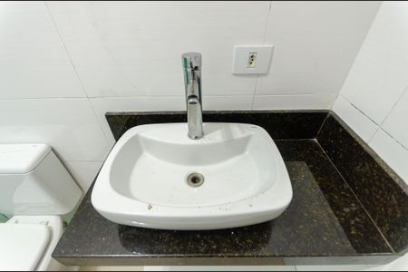 Casa à venda com 165m², 3 quartos e 2 vagas Casa à venda com 165m², 3 quartos e 2 vagasSuíte 3 - Banheiro