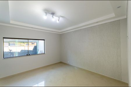 Sala de casa à venda com 3 quartos, 165m² em Jardim Libano, São Paulo