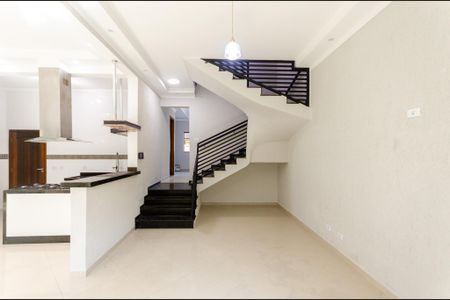 Casa à venda com 165m², 3 quartos e 2 vagas Casa à venda com 165m², 3 quartos e 2 vagasSala de jantar