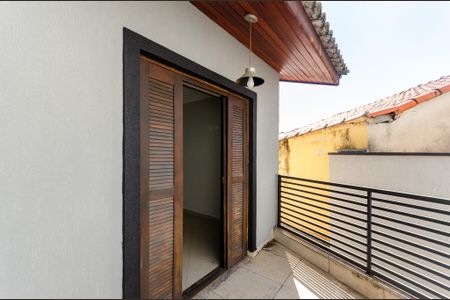 Casa à venda com 165m², 3 quartos e 2 vagas Casa à venda com 165m², 3 quartos e 2 vagasSuíte 1 - Sacada