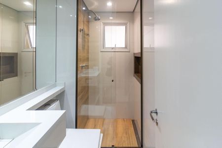 Apartamento para alugar com 133m², 3 quartos e 2 vagas Apartamento para alugar com 133m², 3 quartos e 2 vagasBanheiro Social