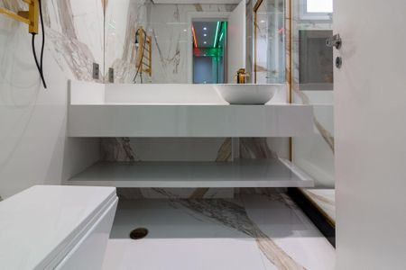 Apartamento para alugar com 133m², 3 quartos e 2 vagas Apartamento para alugar com 133m², 3 quartos e 2 vagasBanheiro Suíte