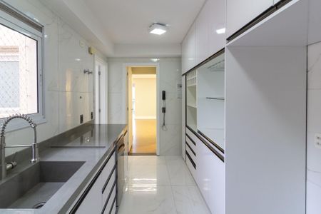 Apartamento para alugar com 133m², 3 quartos e 2 vagas Apartamento para alugar com 133m², 3 quartos e 2 vagasCozinha