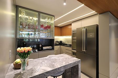 Apartamento à venda com 124m², 3 quartos e 2 vagasCozinha