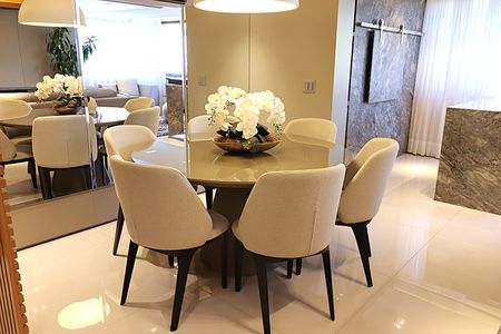 Sala - Mesa de apartamento à venda com 3 quartos, 124m² em Boa Vista, Porto Alegre