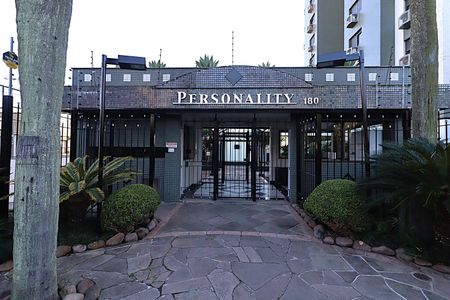 Apartamento à venda com 124m², 3 quartos e 2 vagasFachada e portaria