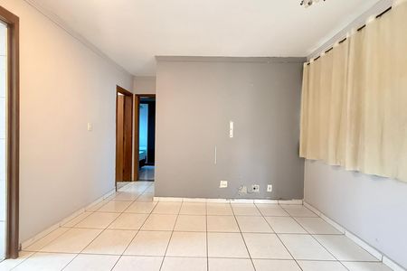 Apartamento à venda com 45m², 2 quartos e 1 vaga Apartamento à venda com 45m², 2 quartos e 1 vagaSala
