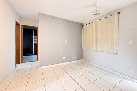 Apartamento à venda com 45m², 2 quartos e 1 vaga Apartamento à venda com 45m², 2 quartos e 1 vagaSala