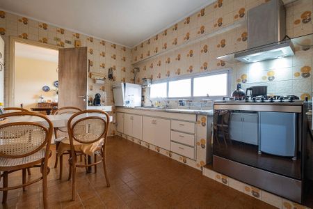 Apartamento à venda com 161m², 4 quartos e 1 vagaCozinha