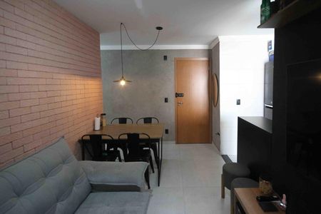 Sala de apartamento para alugar com 2 quartos, 44m² em Cidade São Mateus, São Paulo