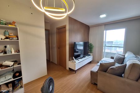 Sala de apartamento para alugar com 2 quartos, 45m² em Parque Sarapuí, Duque de Caxias