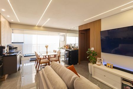 Apartamento à venda com 55m², 2 quartos e 1 vaga Apartamento à venda com 55m², 2 quartos e 1 vagaSala