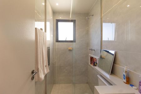 Apartamento à venda com 55m², 2 quartos e 1 vaga Apartamento à venda com 55m², 2 quartos e 1 vagaBanheiro da suíte
