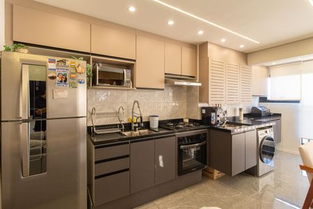 Apartamento à venda com 55m², 2 quartos e 1 vaga Apartamento à venda com 55m², 2 quartos e 1 vagaCozinha e área de serviço