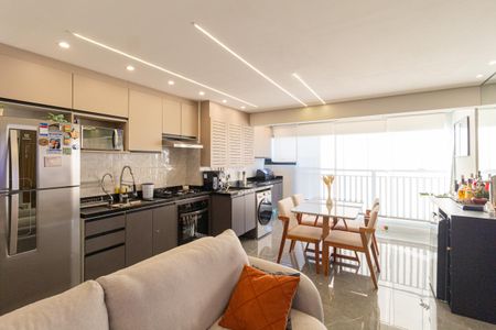 Sala de apartamento à venda com 2 quartos, 55m² em São Pedro, Osasco
