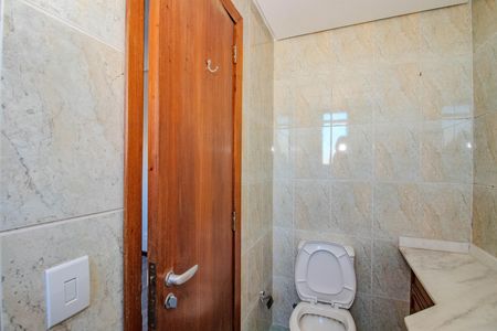 Apartamento à venda com 107m², 3 quartos e 2 vagasBanheiro da Suíte