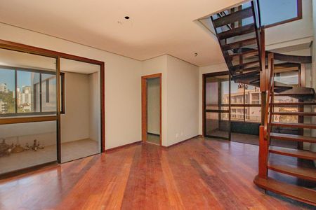 Sala de apartamento à venda com 3 quartos, 107m² em São João, Porto Alegre