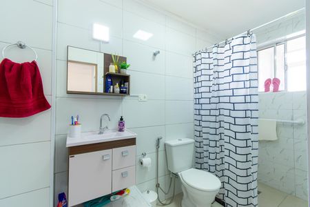 Apartamento à venda com 59m², 2 quartos e 1 vaga Apartamento à venda com 59m², 2 quartos e 1 vagaBanheiro