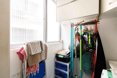 Apartamento à venda com 65m², 2 quartos e sem vagaÁrea de Serviço