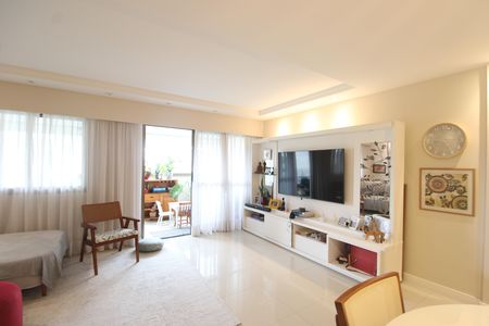 Apartamento à venda com 112m², 3 quartos e 2 vagasSala