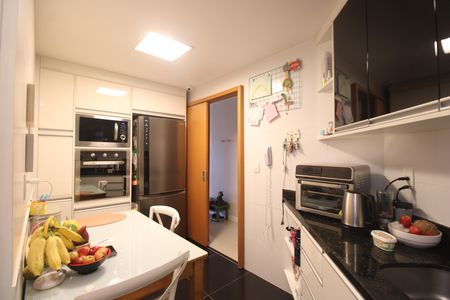 Apartamento à venda com 112m², 3 quartos e 2 vagasCozinha