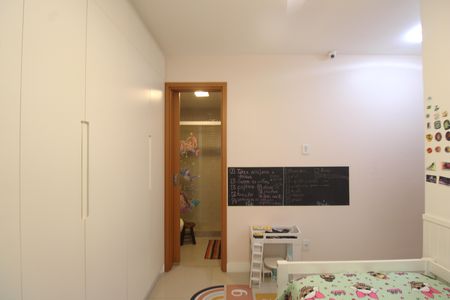 Apartamento à venda com 112m², 3 quartos e 2 vagasSuíte 1