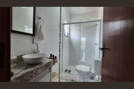Casa à venda com 151m², 3 quartos e 4 vagas Casa à venda com 151m², 3 quartos e 4 vagasBanheiro da suíte 3