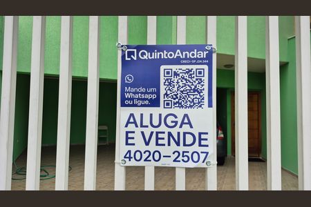 Casa à venda com 151m², 3 quartos e 4 vagas Casa à venda com 151m², 3 quartos e 4 vagasPlaca