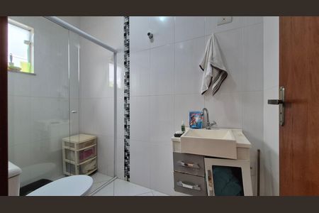 Casa à venda com 151m², 3 quartos e 4 vagas Casa à venda com 151m², 3 quartos e 4 vagasBanheiro da suíte 2