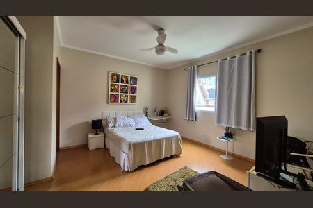 Casa à venda com 151m², 3 quartos e 4 vagas Casa à venda com 151m², 3 quartos e 4 vagasSuíte