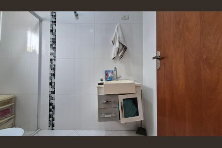 Casa à venda com 151m², 3 quartos e 4 vagas Casa à venda com 151m², 3 quartos e 4 vagasBanheiro da suíte 2