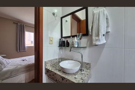 Casa à venda com 151m², 3 quartos e 4 vagas Casa à venda com 151m², 3 quartos e 4 vagasBanheiro da suíte