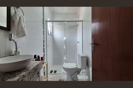 Casa à venda com 151m², 3 quartos e 4 vagas Casa à venda com 151m², 3 quartos e 4 vagasBanheiro da suíte 3