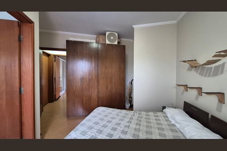 Casa à venda com 151m², 3 quartos e 4 vagas Casa à venda com 151m², 3 quartos e 4 vagasSuíte 2